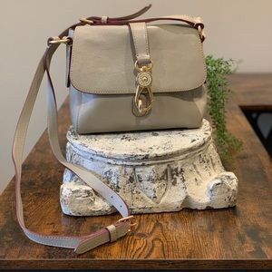 Dooney & Bourke Belvedere SM Ashley Messenger Bag